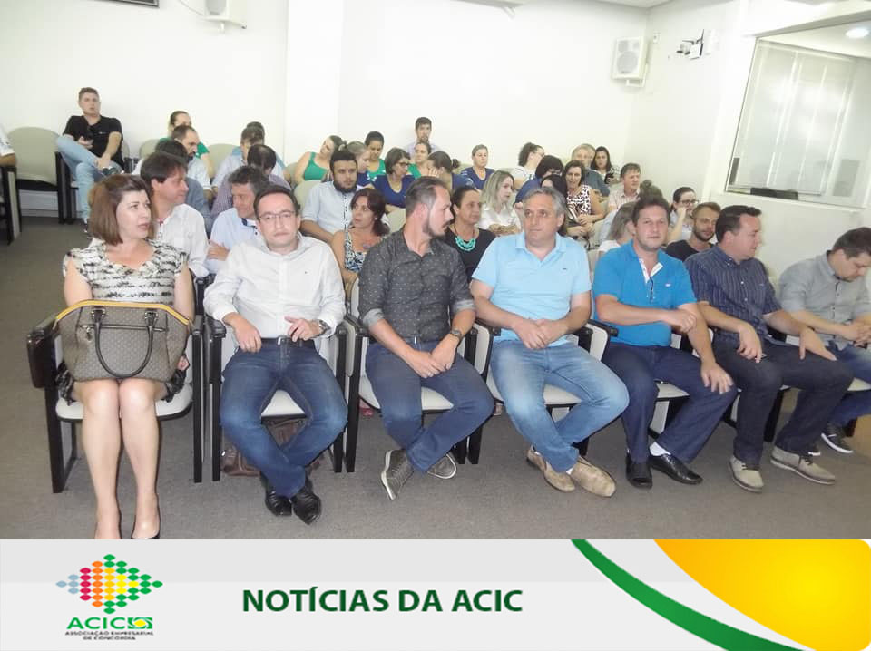 ACIC acompanha a Sessão que aprovou horário livre para o comércio
    