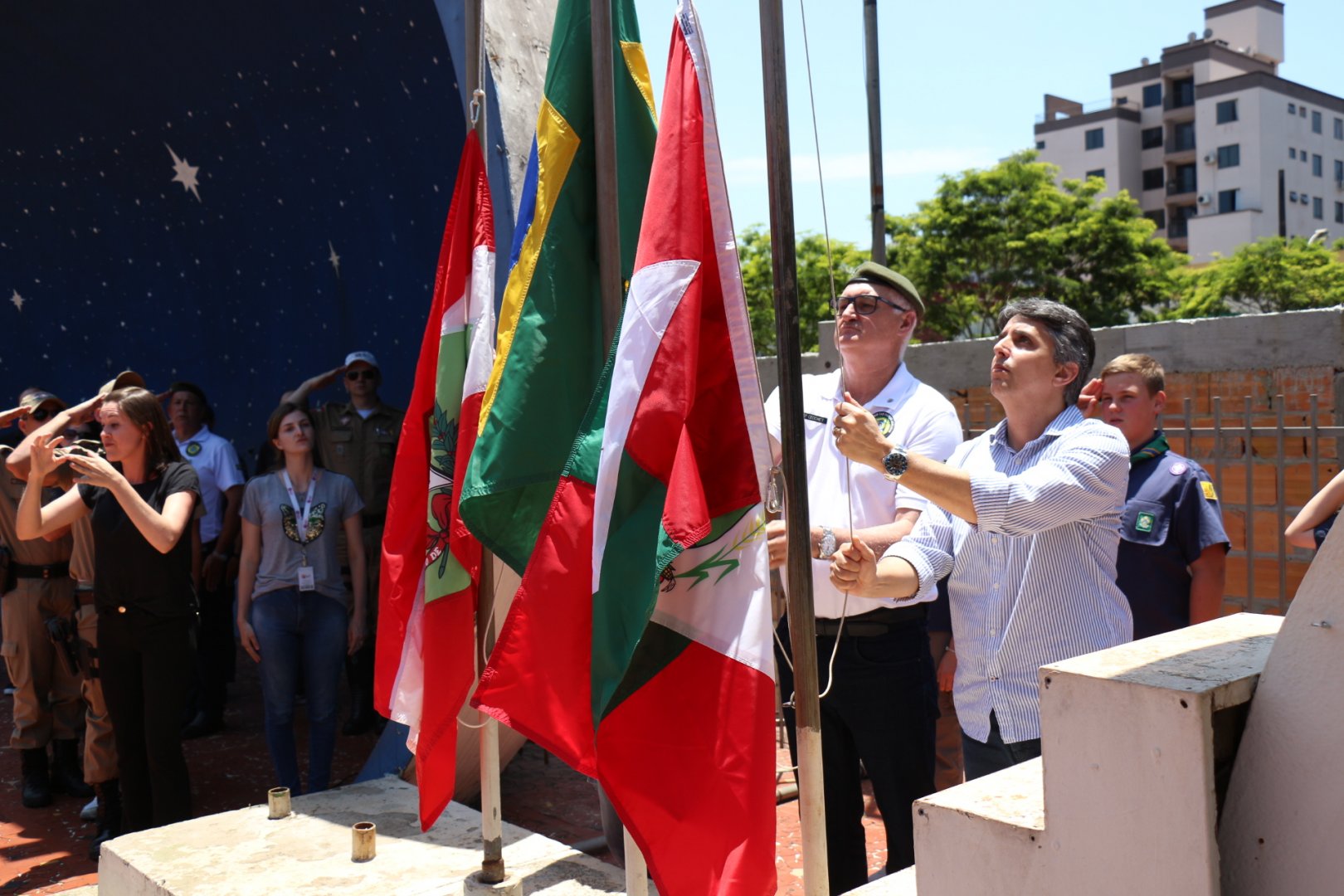 ACIC prestigia o Dia da Bandeira