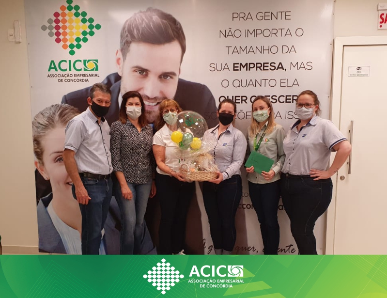 CDL homenageia a ACIC pelos 62 anos