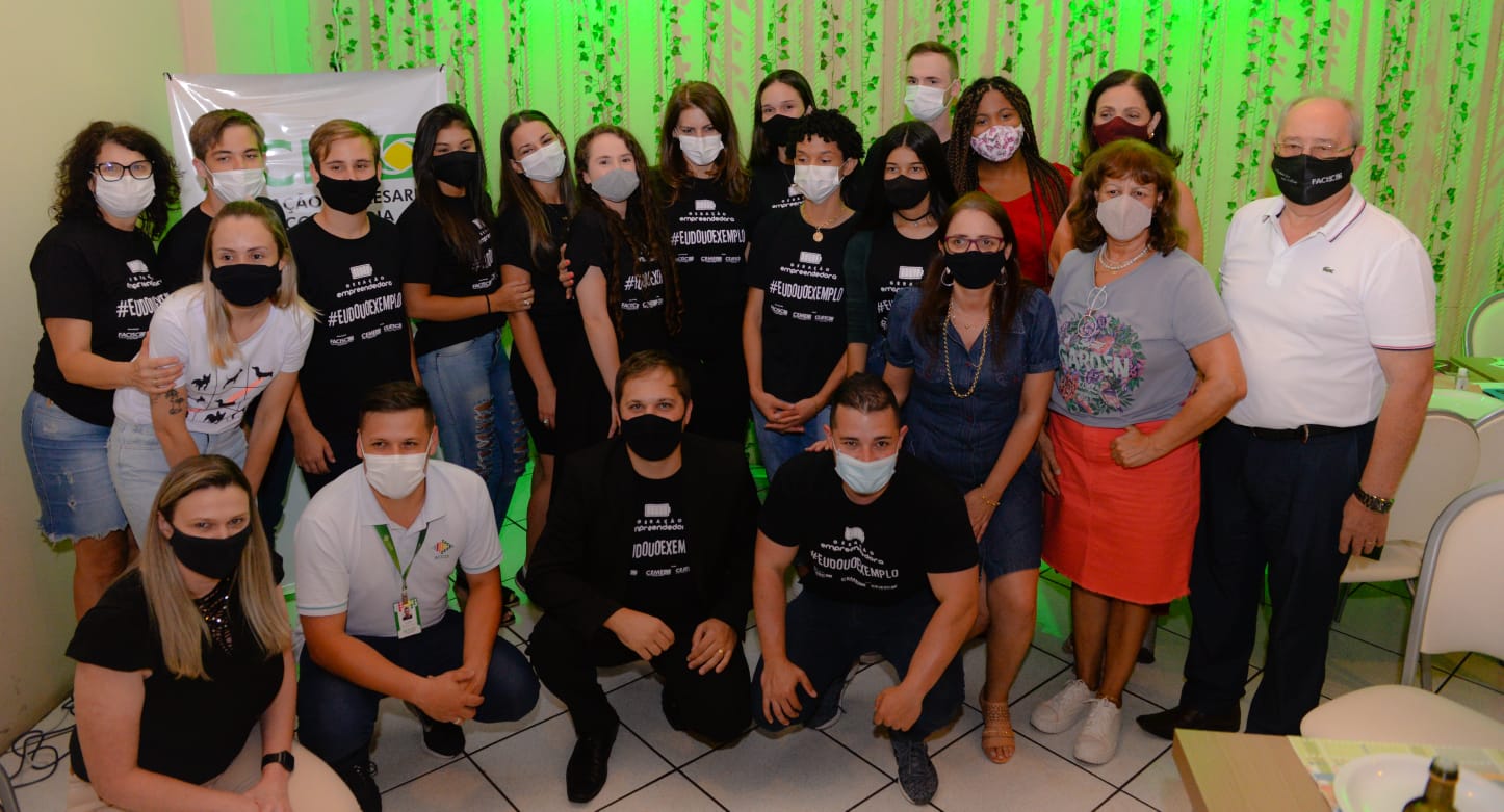 Formatura do Geração Empreendedora: Um momento de emoção e confraternização