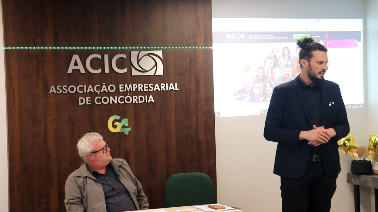 Reunião da ACIC  teve vários assuntos de relevância para a classe empresarial