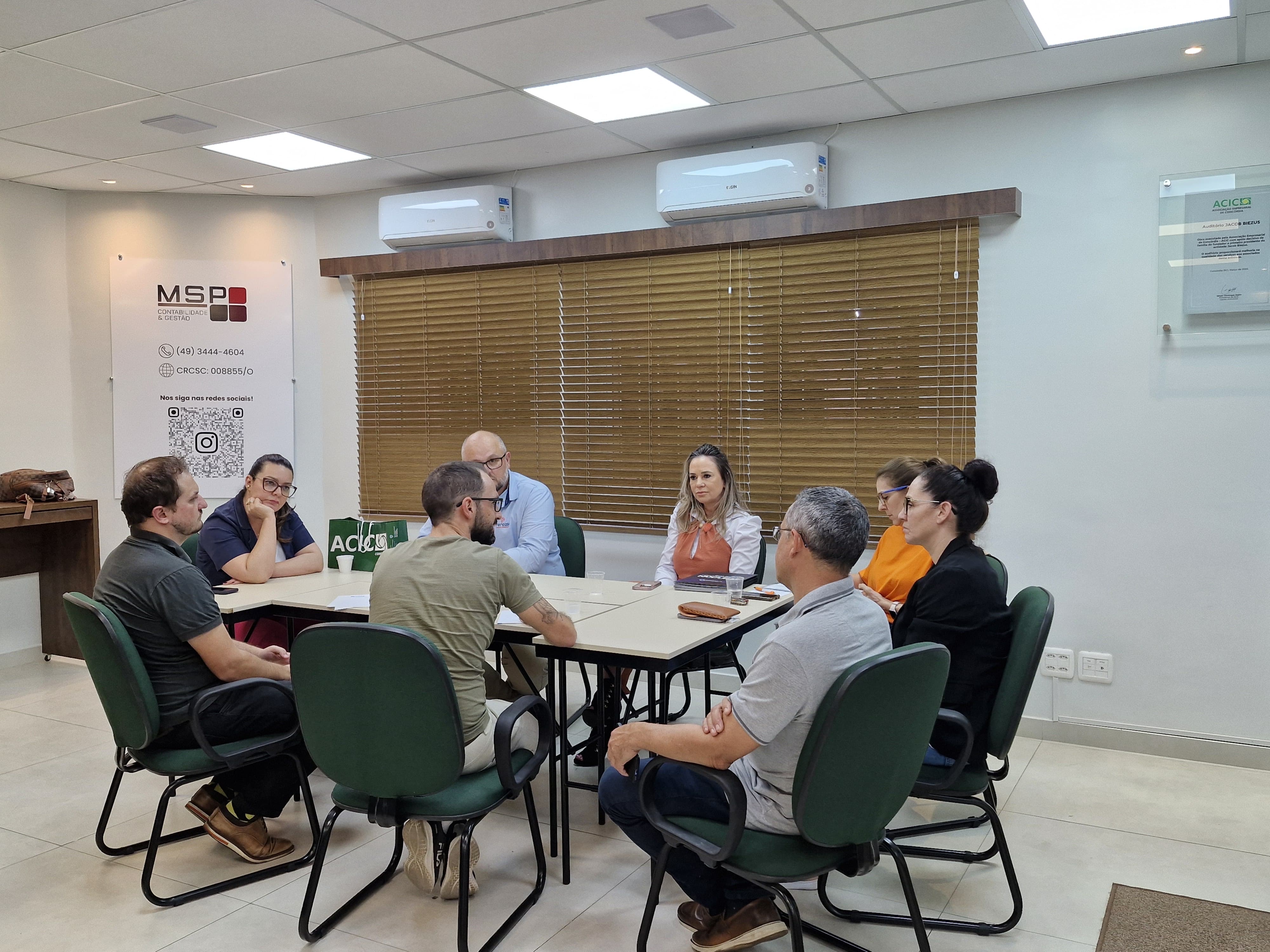 Reunião com coordenadores de Núcleos