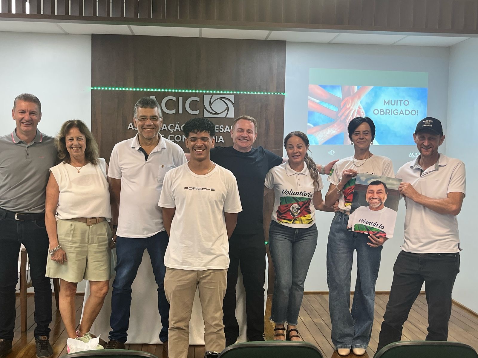 ACIC presta homenagem aos voluntários que participaram do projeto para construção de escola no Rio Grande do Sul