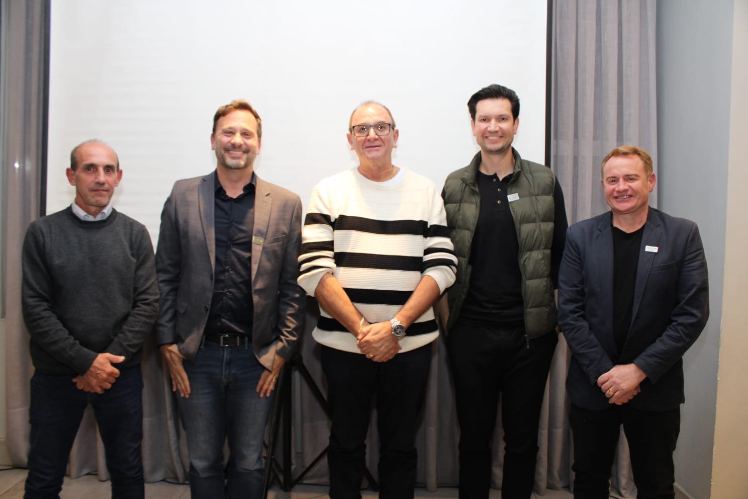 Com a presença do deputado federal Gilson Marques e do pré-candidato a vice-governador Adriano Silva, Associação Empresarial de Concórdia solicita recursos para entidades locais e encaminha pedido de 2 milhões de reais para projeto de revitalização d