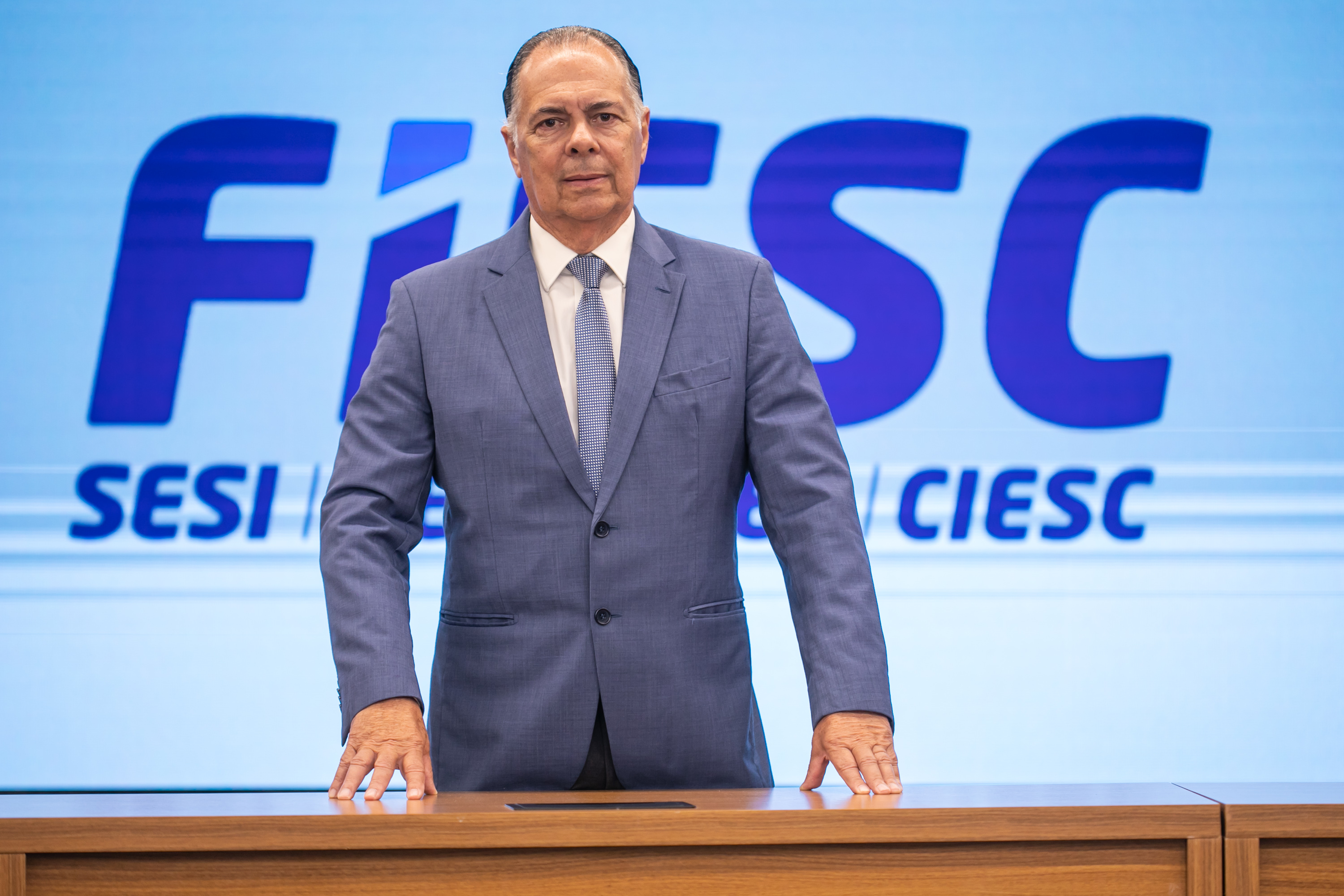 ACIC convida presidente da FIESC, Gilberto Seleme, para um Jantar-Institucional