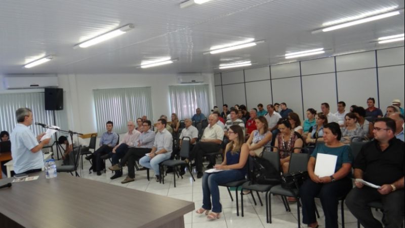 ACIC participa de Conferência
    