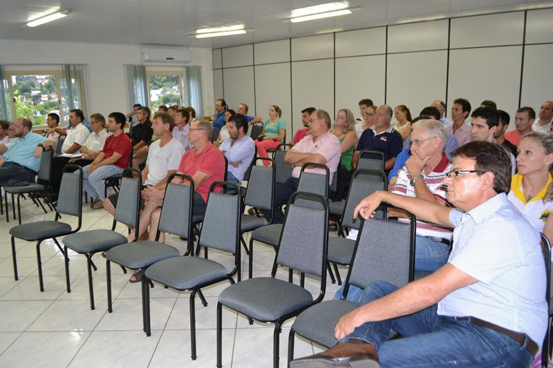 Diretor da ACIC participa de Audiência Pública
    