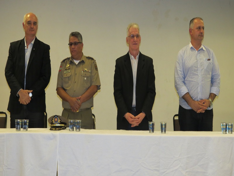 ACIC participa de homenagem para policiais militares
    