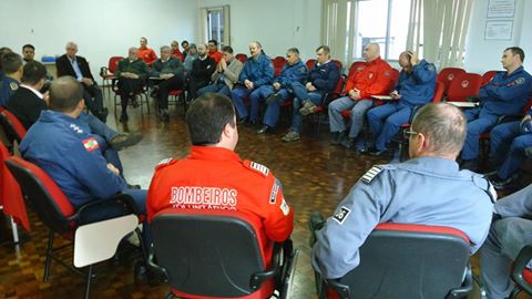 ACIC presente em reunião dos bombeiros
    