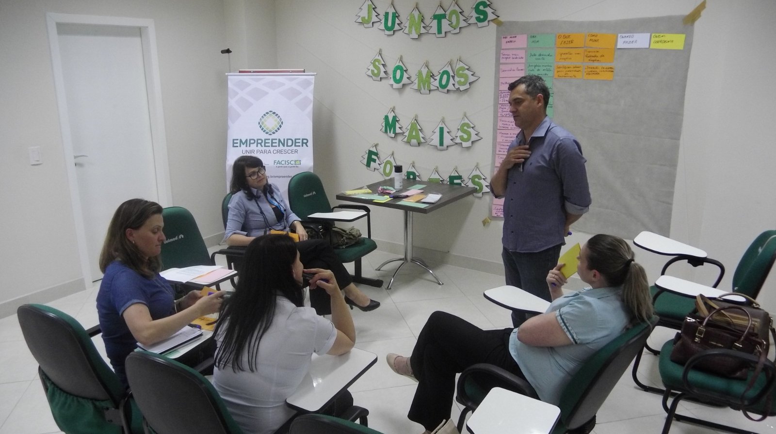 Núcleos da ACIC participam de reunião de planejamento
    