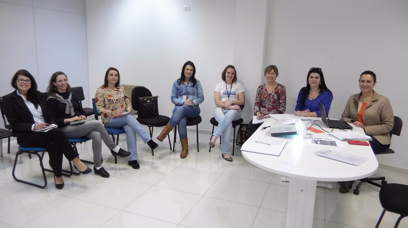 ACIC representada em reunião do Conselho da Mulher
    