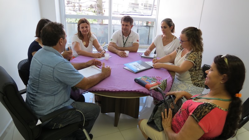 Diretor da ACIC participa de reunião na Secretaria de Desenvolvimento Social
    