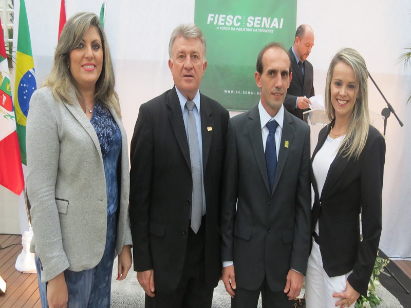 Presidente da ACIC prestigia inauguração da sede do Senai
    