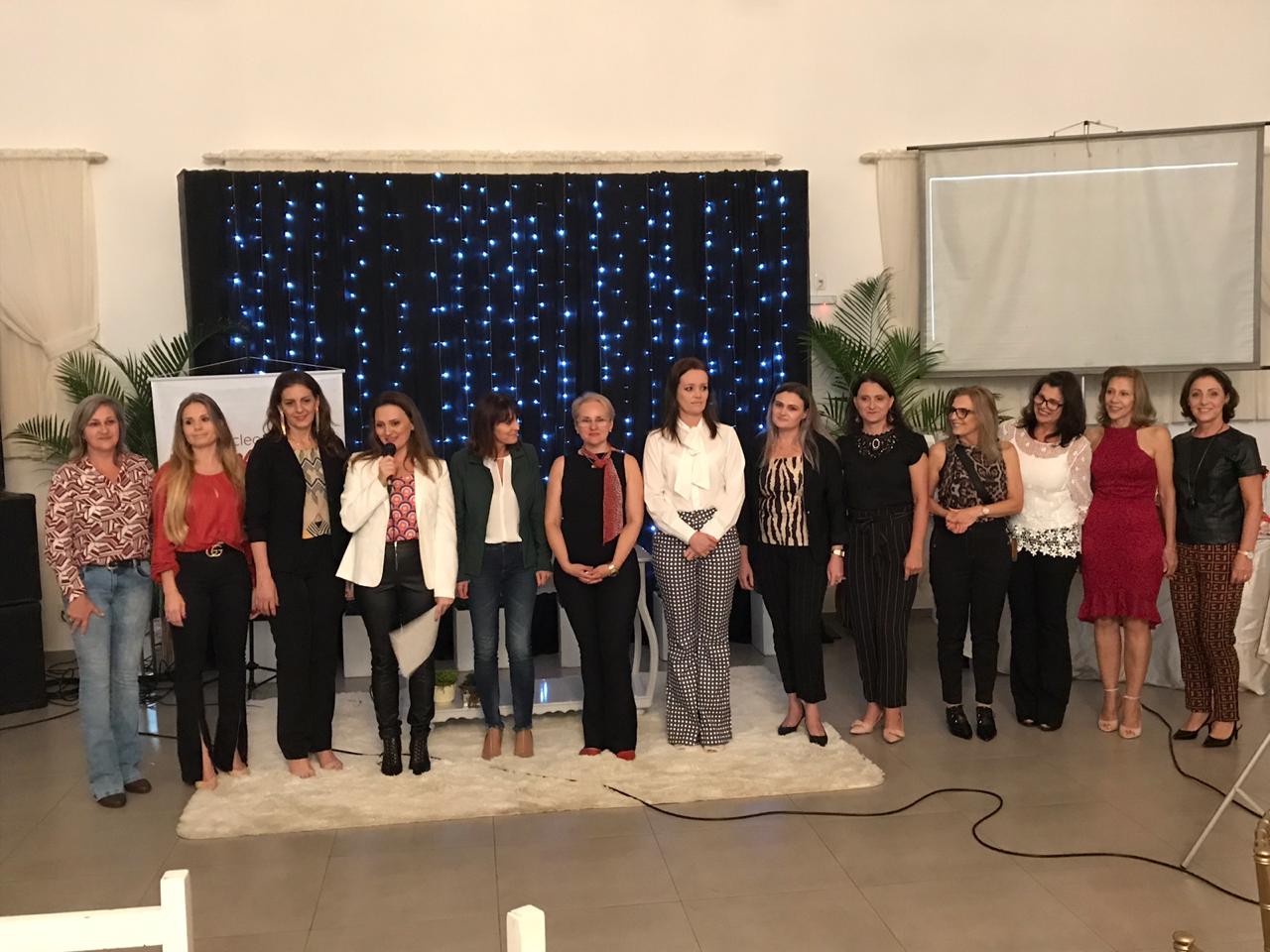 Happy Hour do Núcleo da Mulher Empresária da ACIC foi um sucesso
    